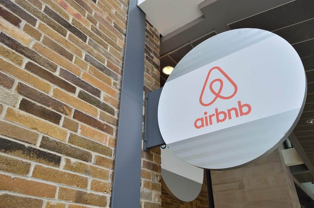  Airbnb Company